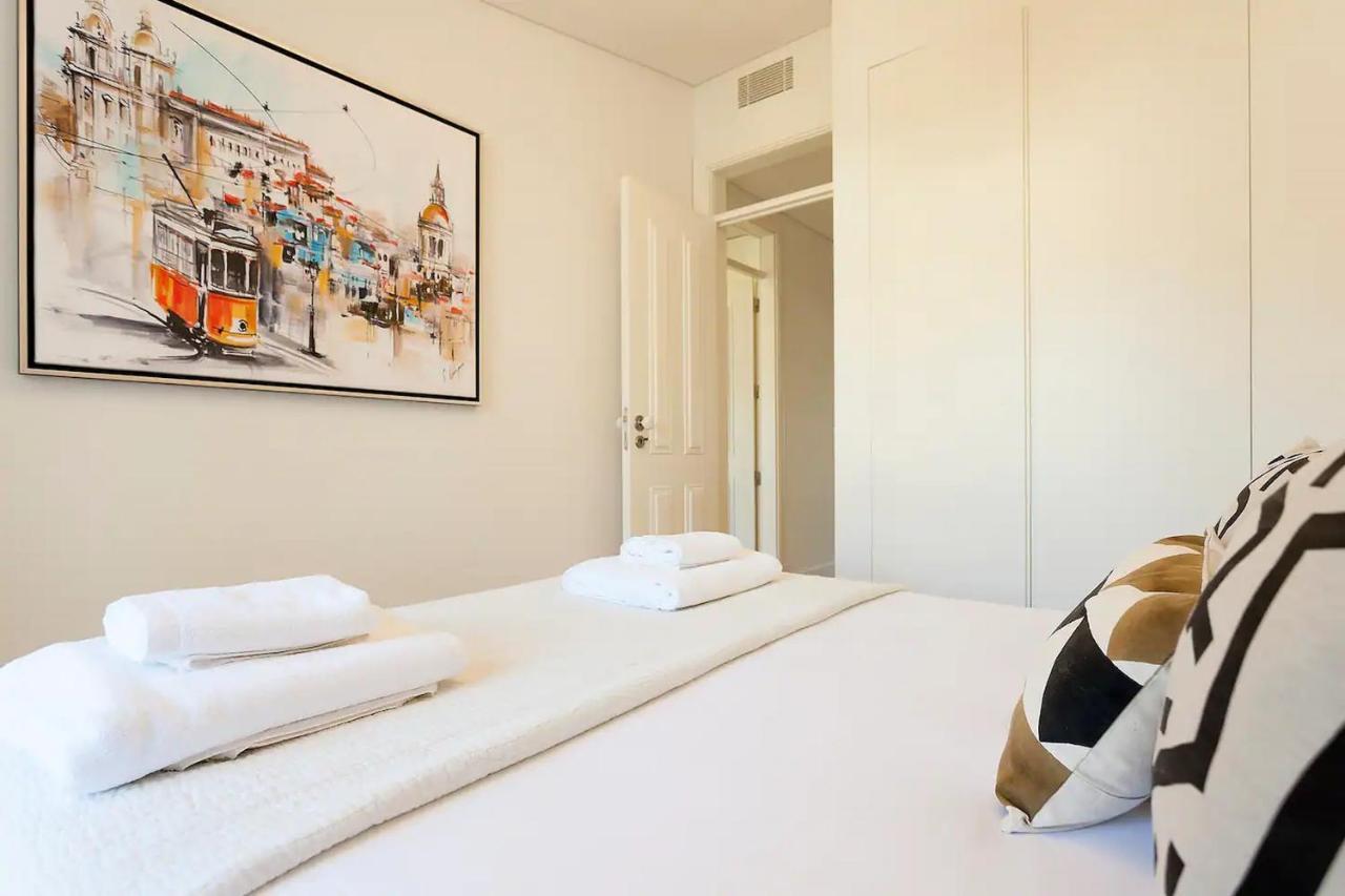 Flh Mouraria Art Apartment With Pool Лиссабон Экстерьер фото